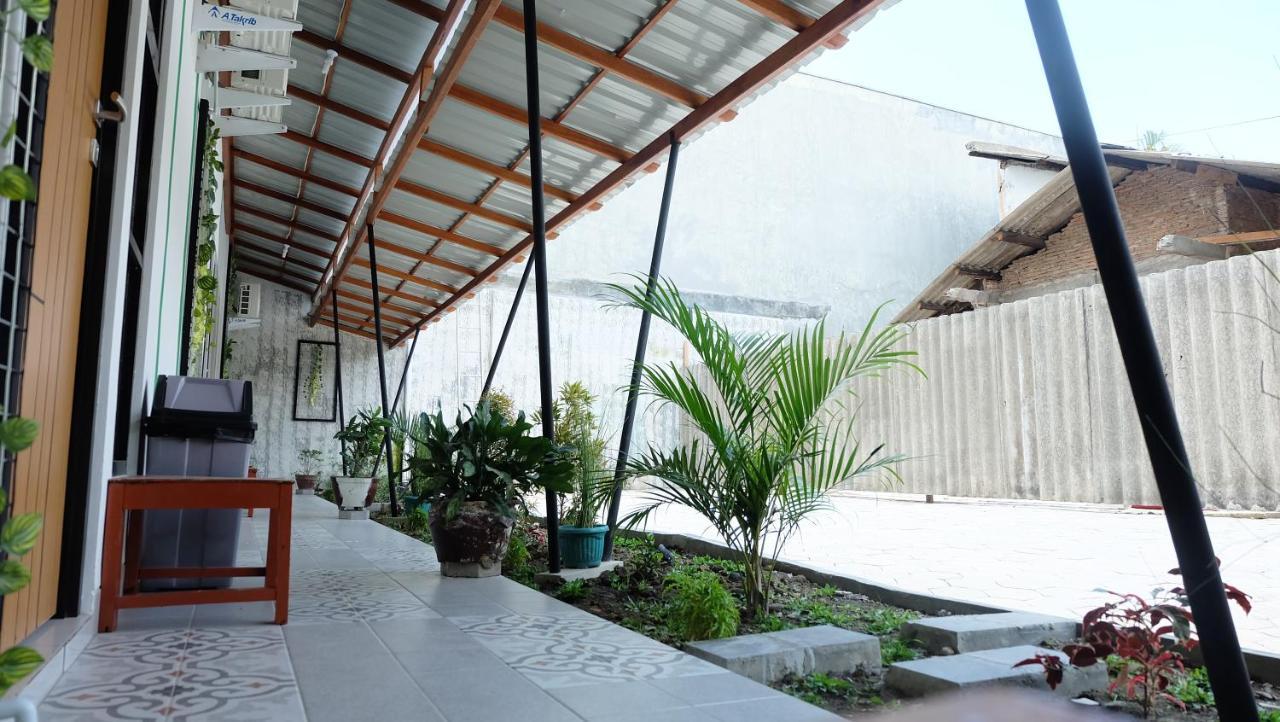 Hotel Jogja Kili Suci By Simply Homy Джок'якарта Екстер'єр фото