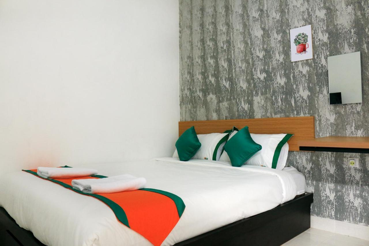Hotel Jogja Kili Suci By Simply Homy Джок'якарта Екстер'єр фото