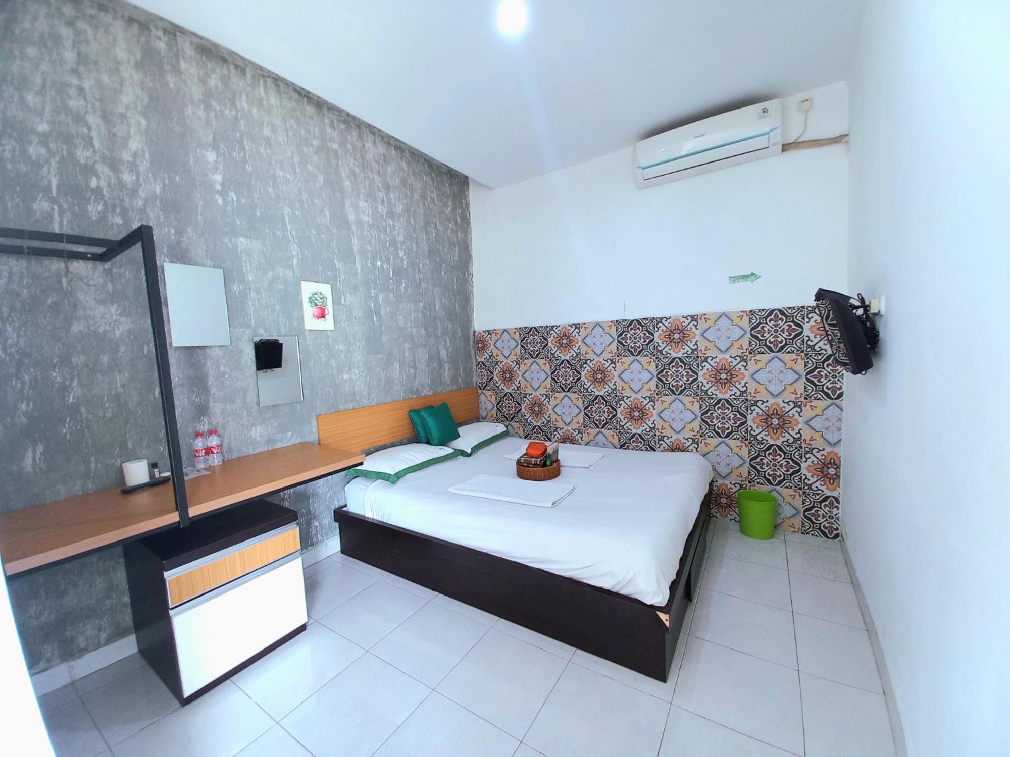 Hotel Jogja Kili Suci By Simply Homy Джок'якарта Екстер'єр фото